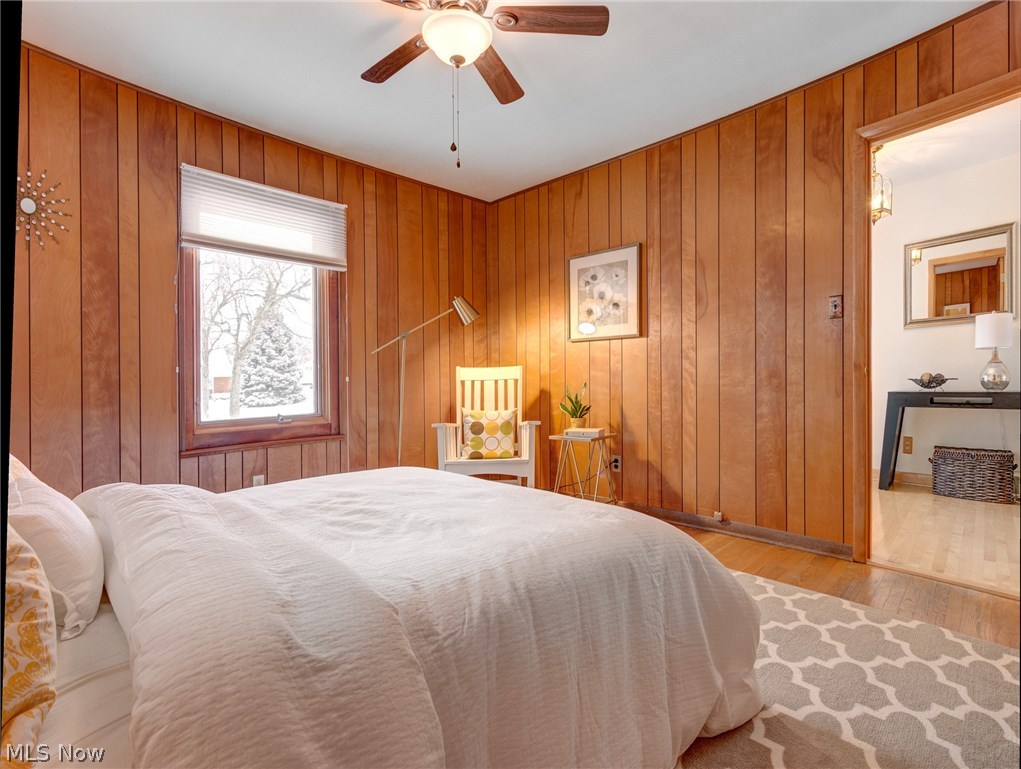 24150 Wimbledon Road Shaker Heights, OH 44122 - Photo 23 of 30 Guests can enjoy privacy in their own first floor retreat with two closets, hardwood floor and ceiling fan.