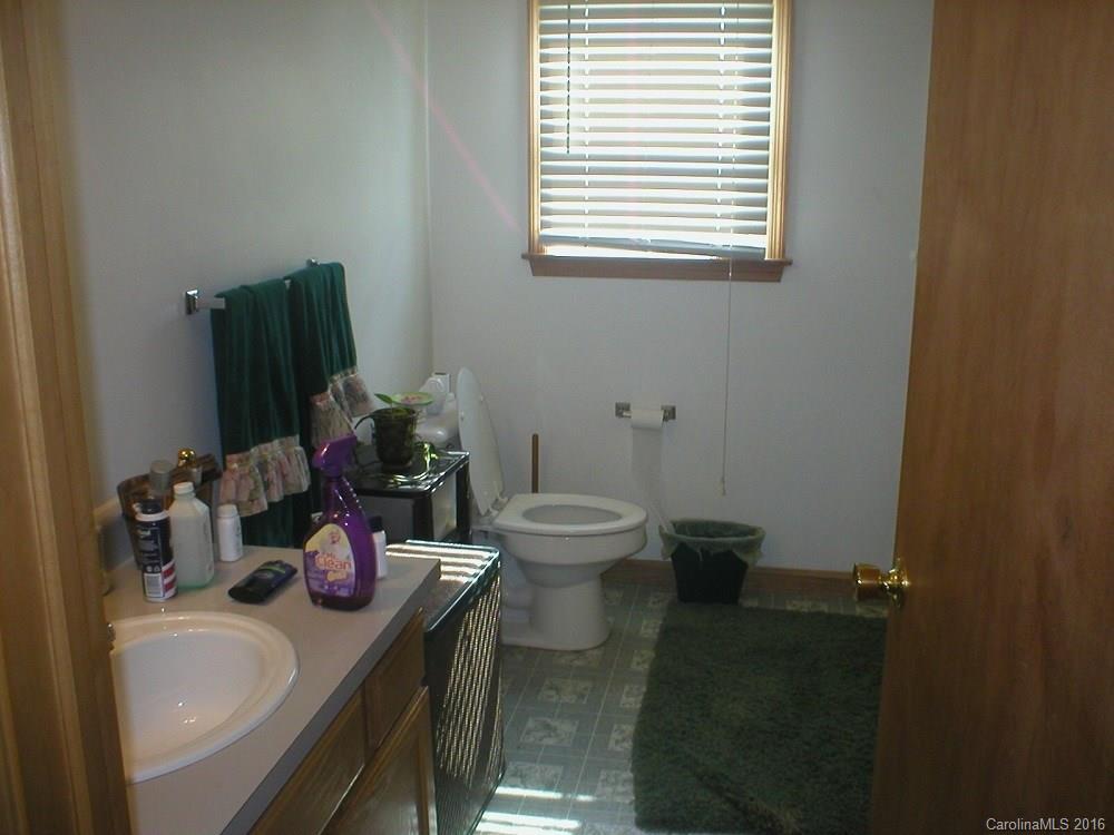 104 Dyson Road Harmony, NC 28634 - Photo 13 of 23 Gallery Image 13