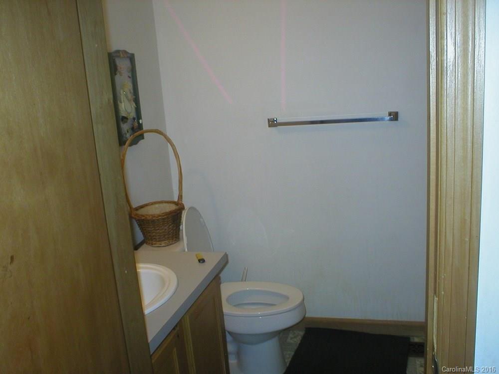 104 Dyson Road Harmony, NC 28634 - Photo 18 of 23 Gallery Image 18