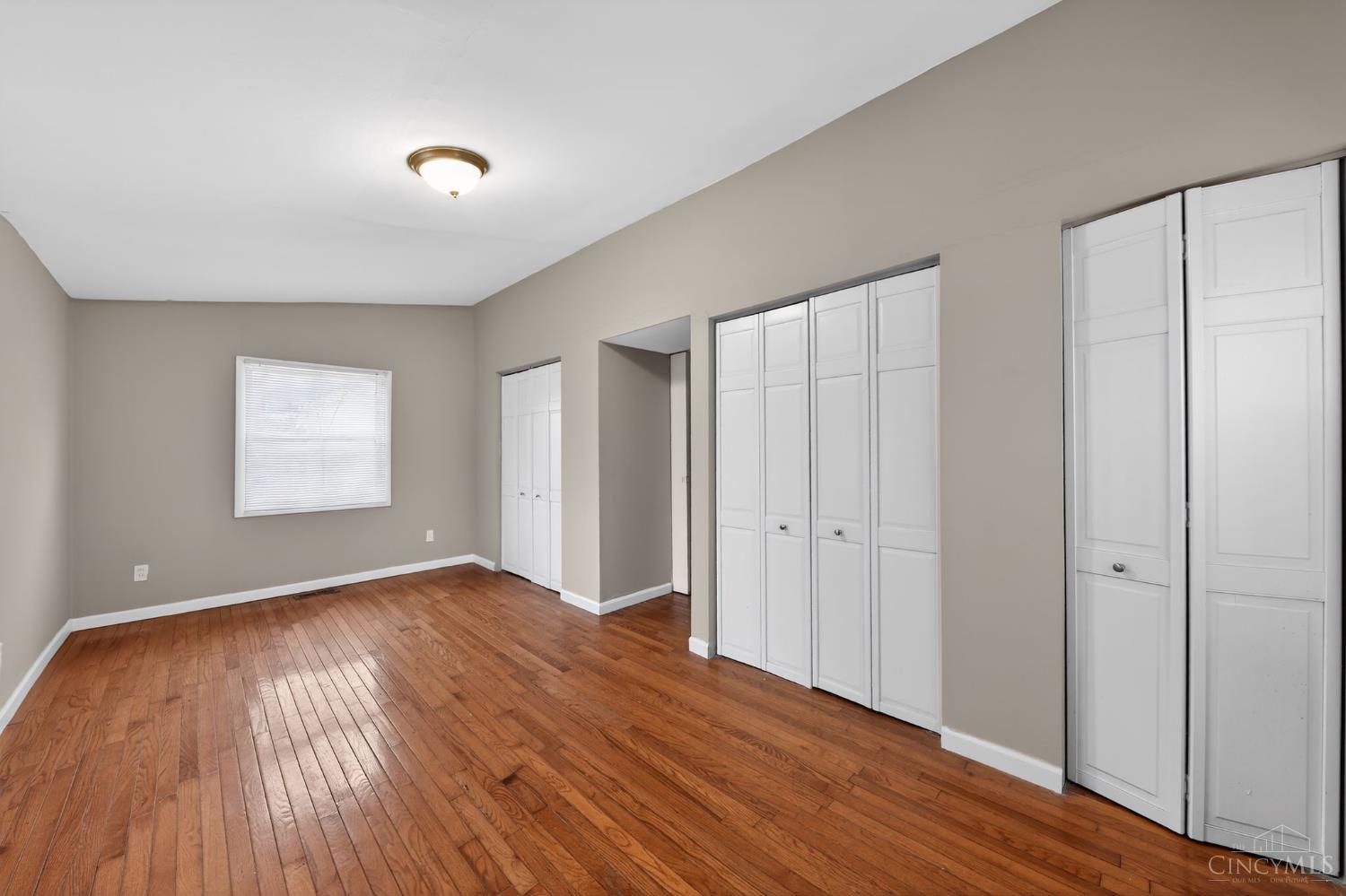8634 Daly Road Cincinnati, OH 45231 - Photo 10 of 34