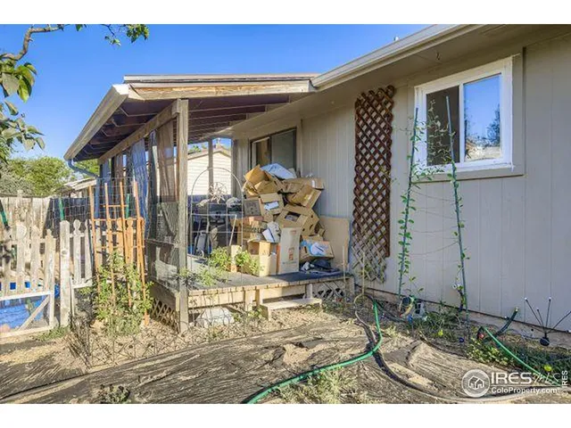 a view of outdoor space