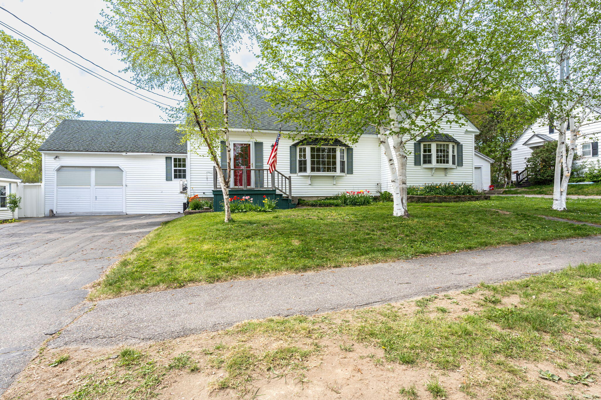 26 Maple Street East Millinocket, ME 04430 - Photo 1 of 45 5-web-or-mls-26-maple-st