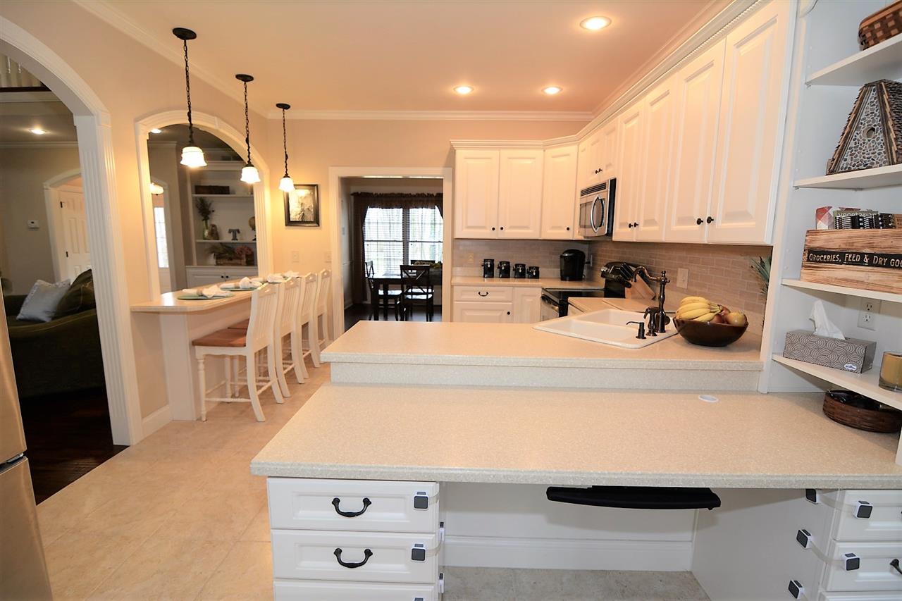 699 South Center Road Boonville, IN 47601 - Photo 11 of 36 Gallery Image 11