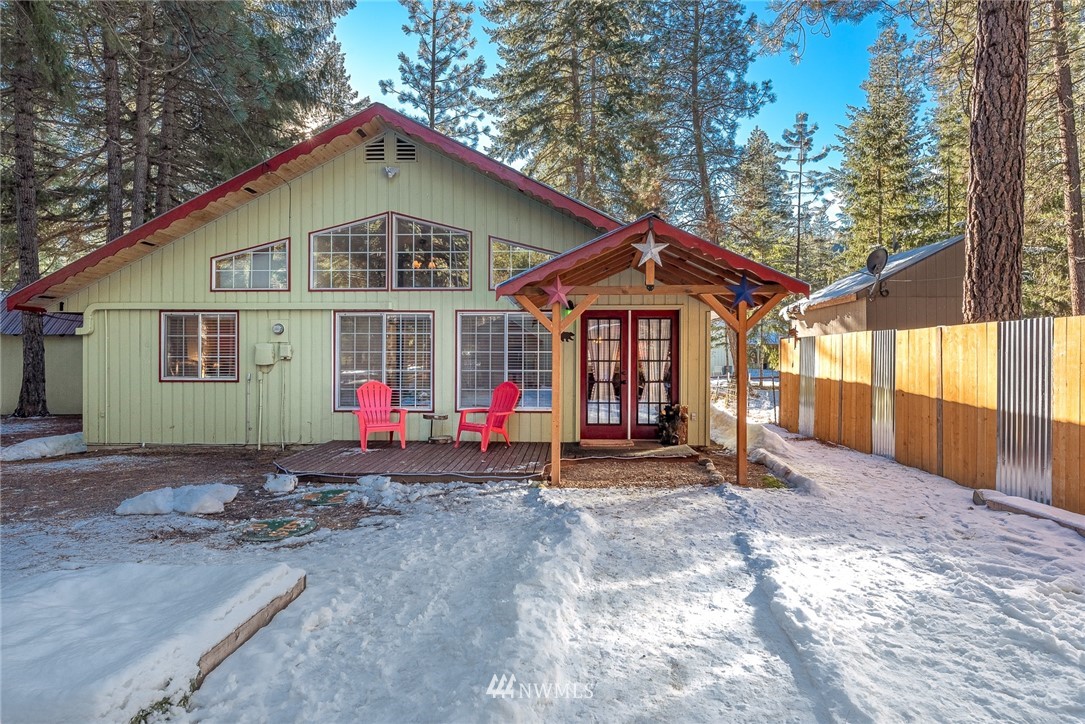22005 Stirrup Road Leavenworth, WA 98826 - Photo 1 of 39 Gallery Image 1