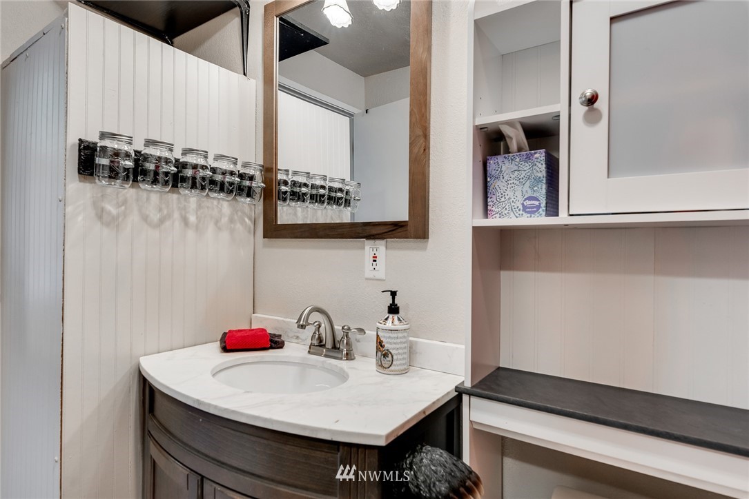 22005 Stirrup Road Leavenworth, WA 98826 - Photo 17 of 39 Gallery Image 17