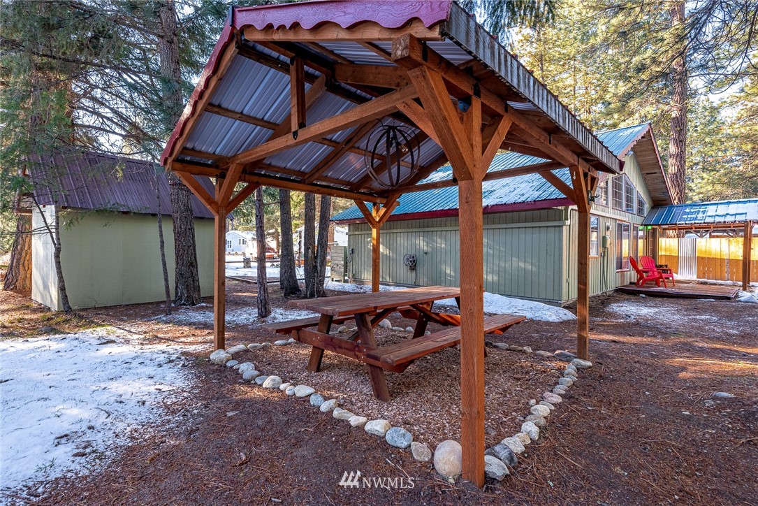22005 Stirrup Road Leavenworth, WA 98826 - Photo 35 of 39 Gallery Image 35