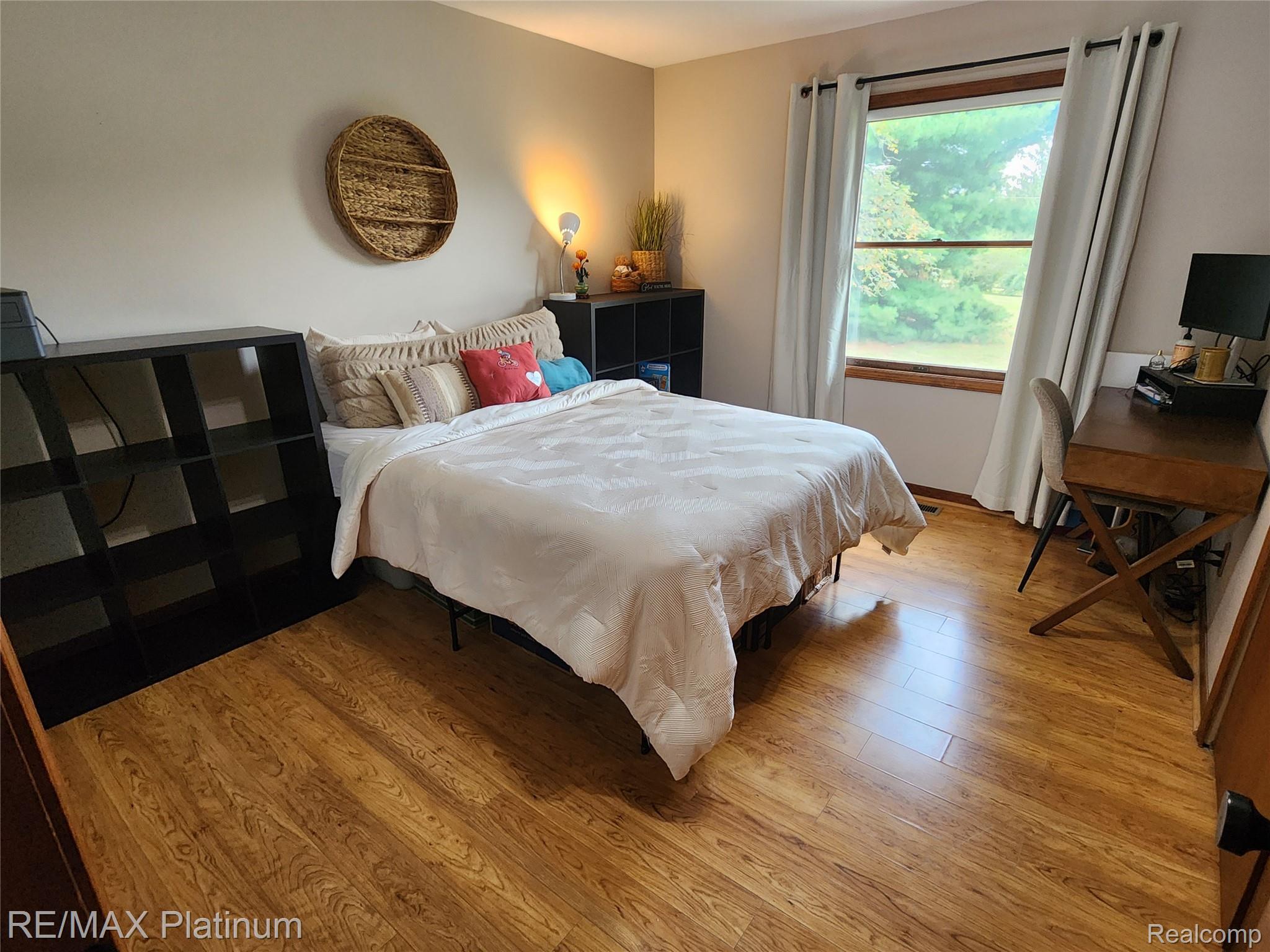 6451 Bullard Road Fenton, MI 48430 - Photo 9 of 26 Bedroom2