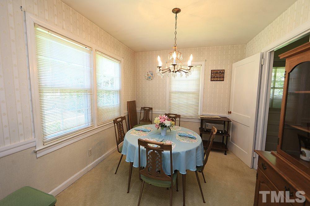 1504 Hanover Street Raleigh, NC 27608 - Photo 4 of 12