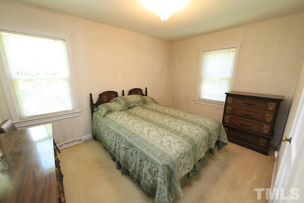 1504 Hanover Street Raleigh, NC 27608 - Photo 7 of 12