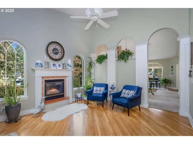 $759,000 | 6101 Southeast Parmenter Court, Milwaukie, OR 97267