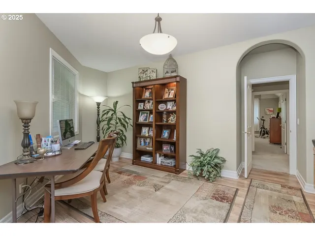 $759,000 | 6101 Southeast Parmenter Court, Milwaukie, OR 97267