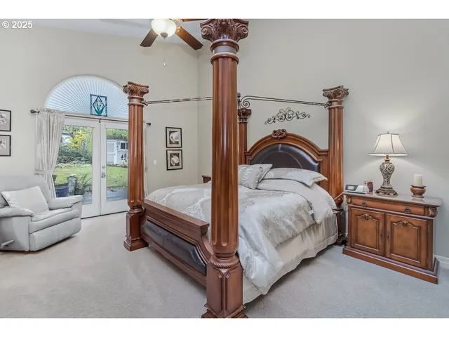 $759,000 | 6101 Southeast Parmenter Court, Milwaukie, OR 97267