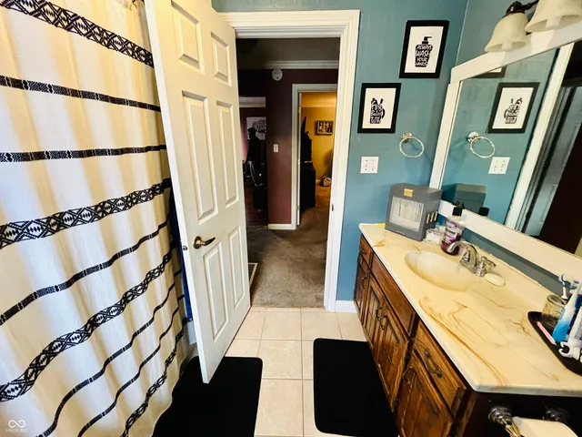 $220,000 | 129 Center Street, Williamsport, IN 47993