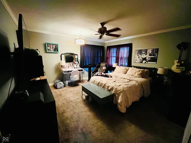 $220,000 | 129 Center Street, Williamsport, IN 47993