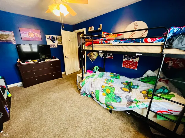 $220,000 | 129 Center Street, Williamsport, IN 47993