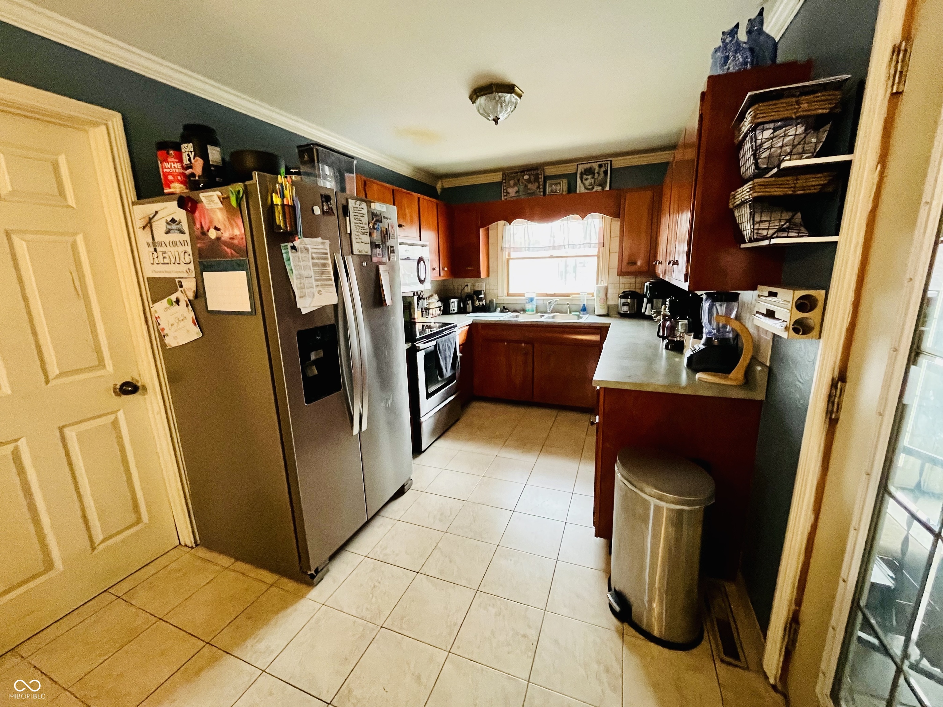 129 Center Street Williamsport, IN 47993 - Photo 9 of 28