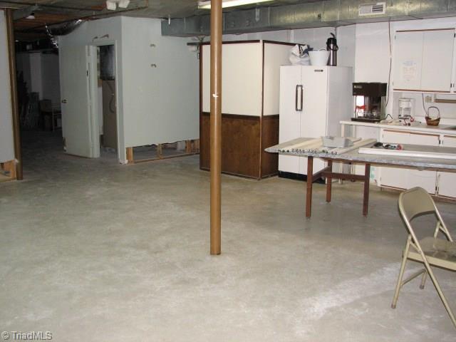 635 Liberty Road High Point, NC 27263 - Photo 27 of 27