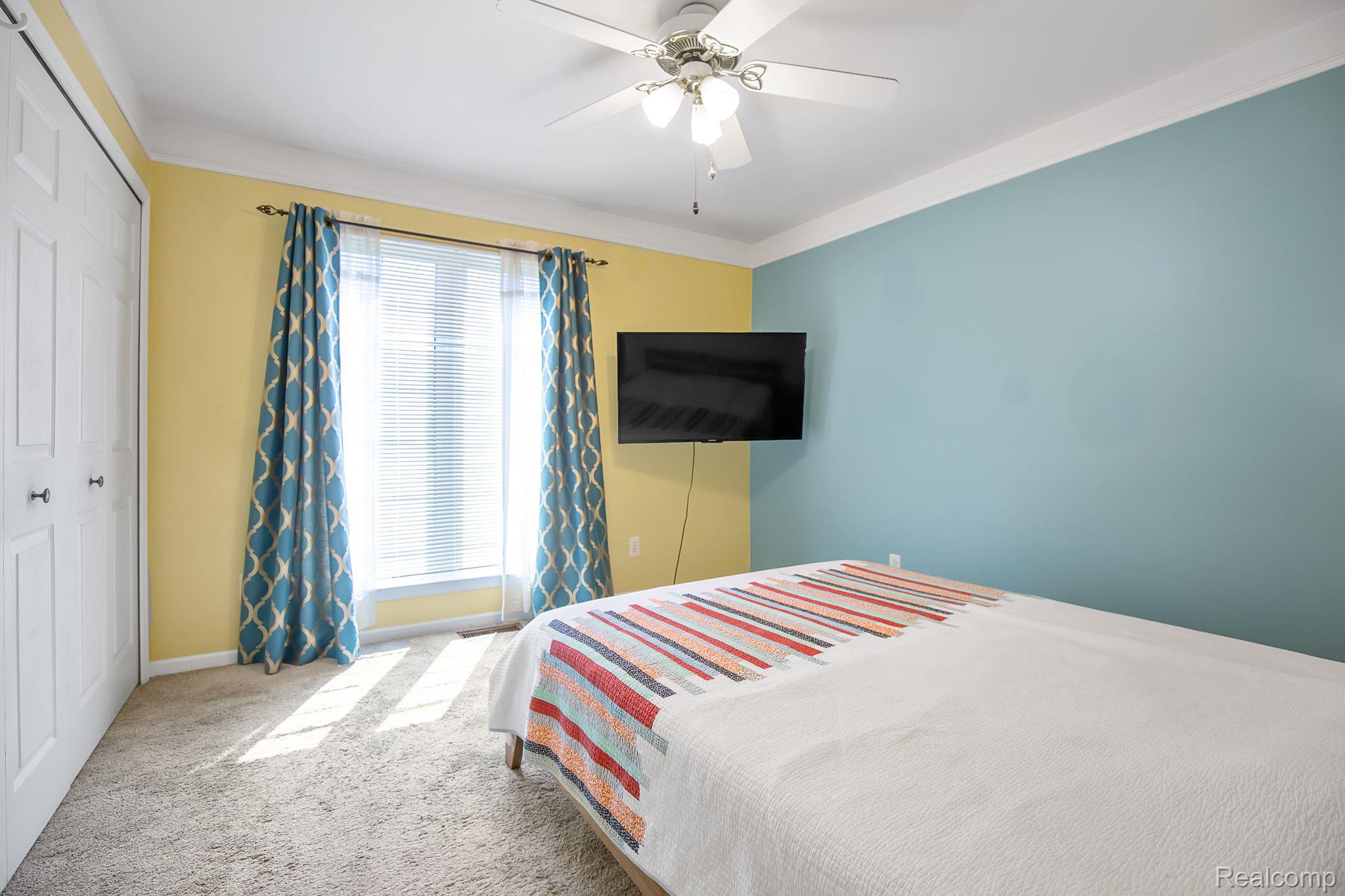 1556 Dunston Road Canton, MI 48188 - Photo 22 of 32 Gallery Image 22