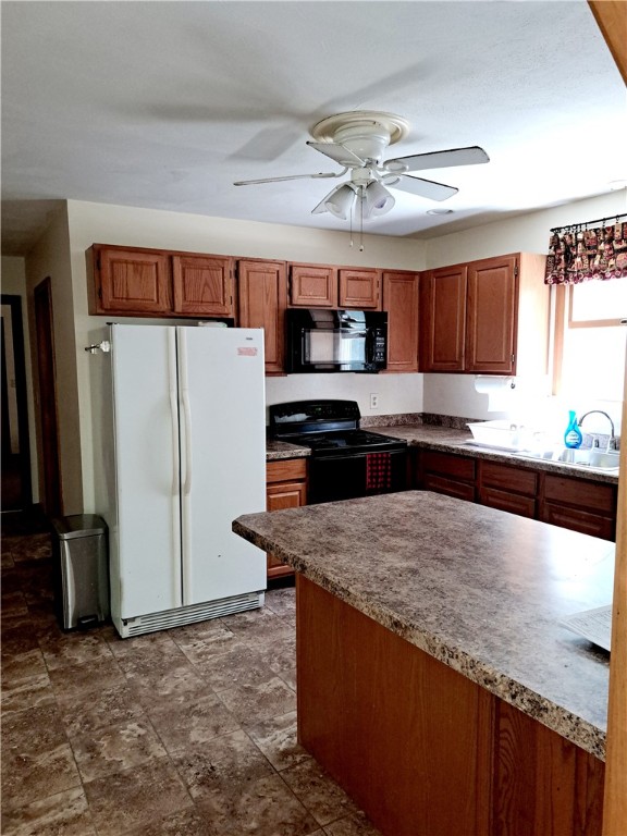 64 Hammet Road Coventry, RI 02816 - Photo 5 of 18 Kitchen