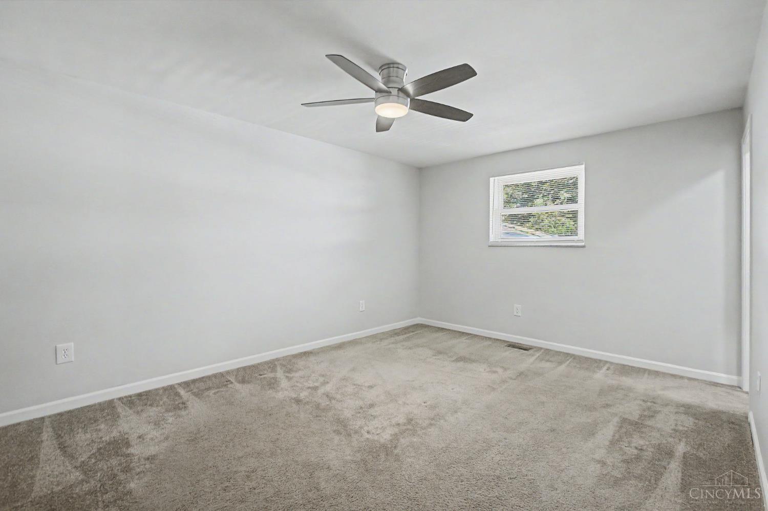 8609 Butler Warren Road West Chester, OH 45069 - Photo 14 of 49 Gallery Image 14