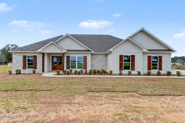 $359,000 | 337 V E Howell Road, Lucedale, MS 39452