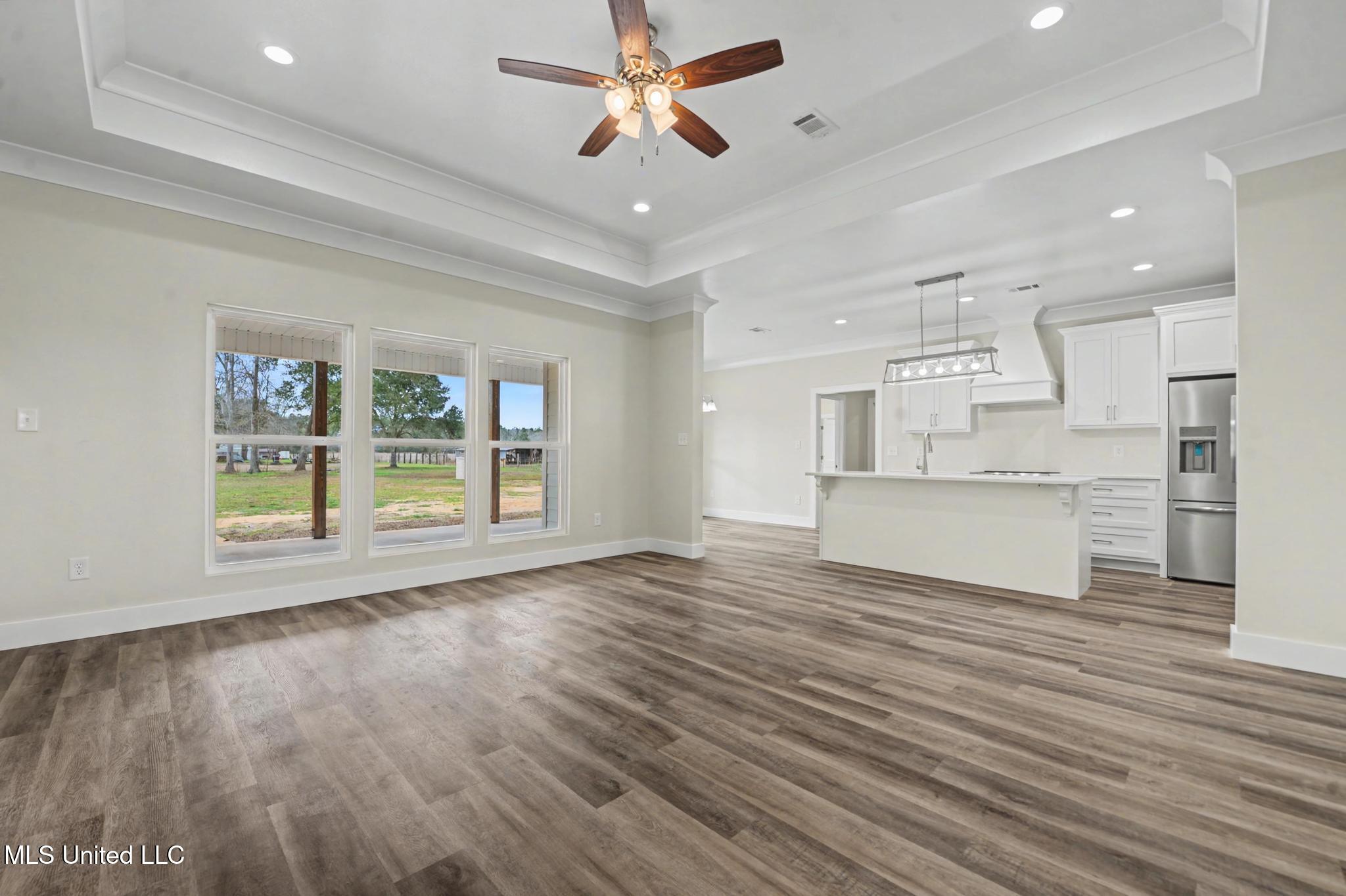337 V E Howell Road Lucedale, MS 39452 - Photo 6 of 29 006