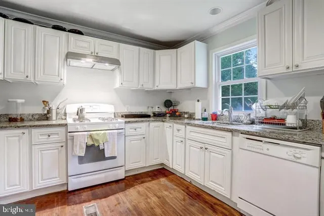 $849,900 | 6613 Elder Avenue, Springfield, VA 22150