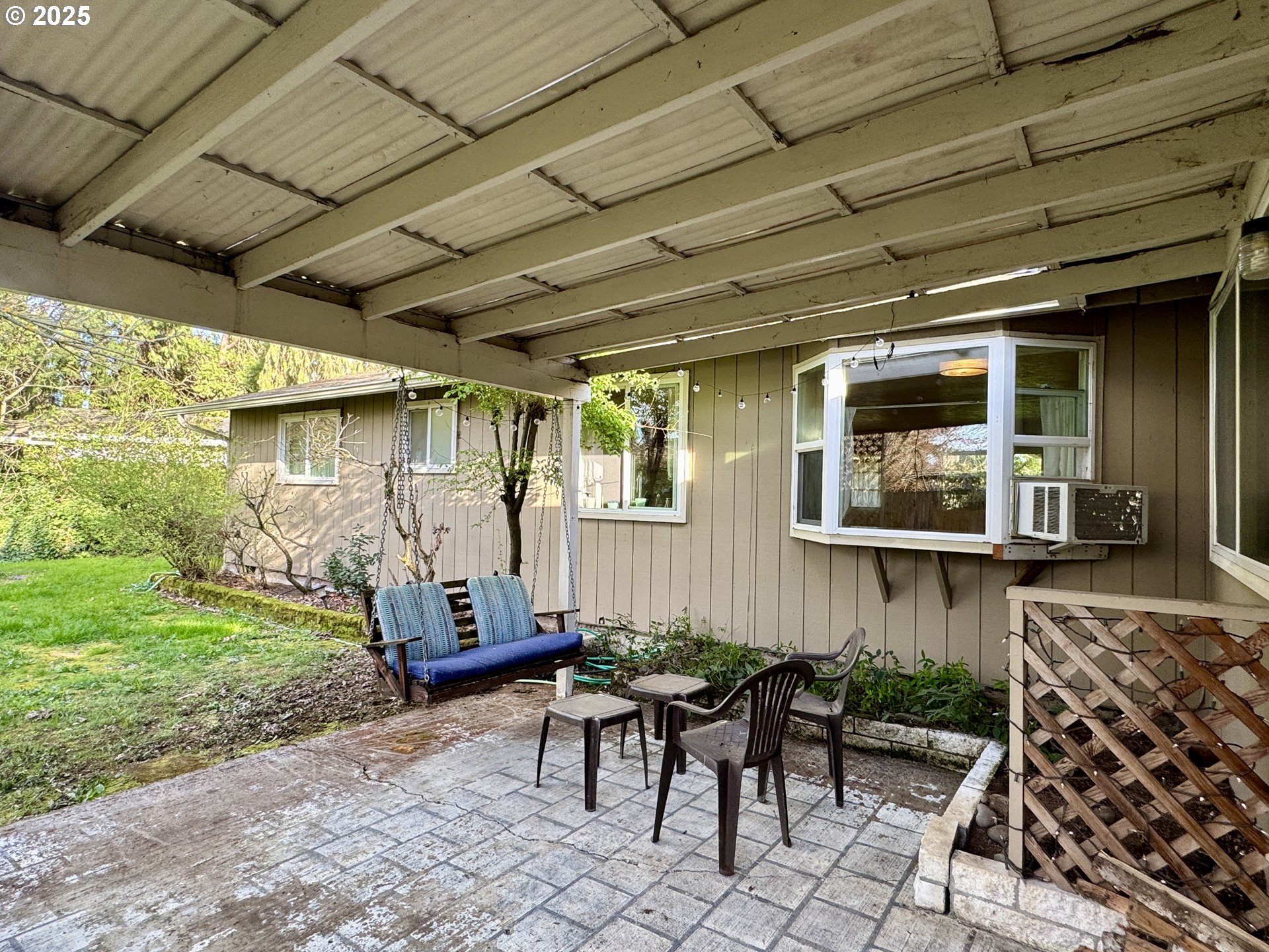 397 River Loop 2 Eugene, OR 97404 - Photo 37 of 42 Covered Patio
