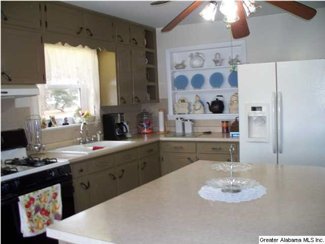 9400 Old Toadvine Road Bessemer, AL 35023 - Photo 12 of 23