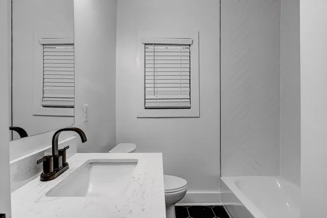 $249,000 | 105 North Holmes Street, Memphis, TN 38111