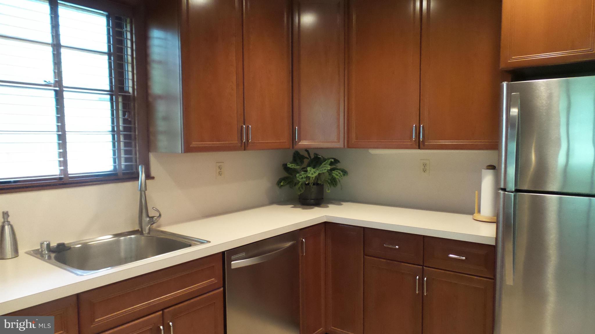 506 Alabama Road Baltimore, MD 21204 - Photo 9 of 30 Kitchen