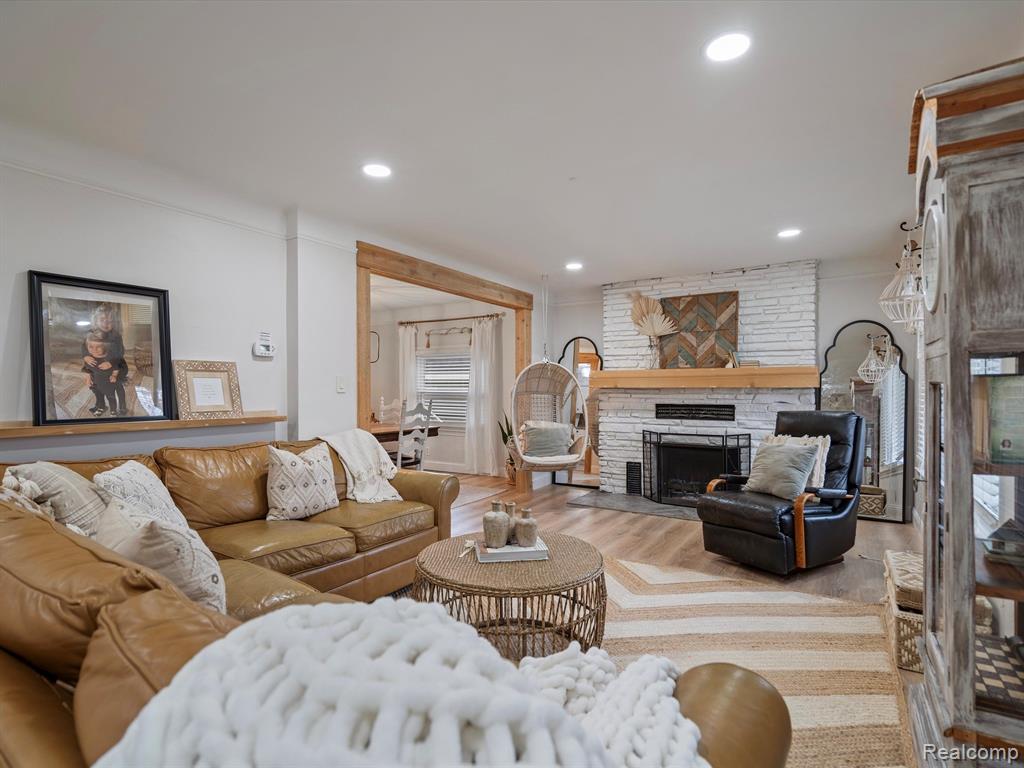 1551 John R Road Rochester Hills, MI 48307 - Photo 9 of 44