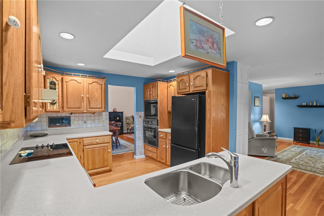68 Riverscape Lane Tiverton, RI 02878 - Photo 14 of 50 Gallery Image 14