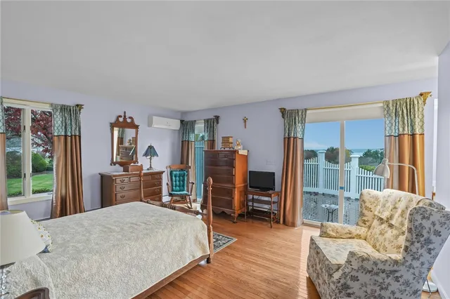 $1,195,000 | 68 Riverscape Lane, Tiverton, RI 02878