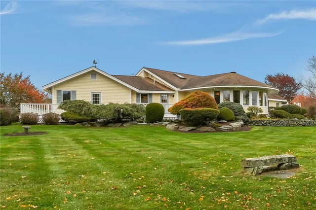 $1,195,000 | 68 Riverscape Lane, Tiverton, RI 02878