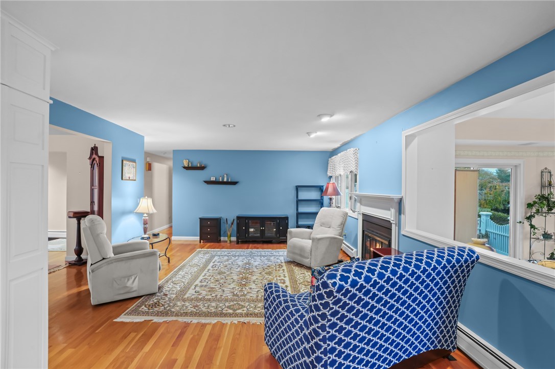 68 Riverscape Lane Tiverton, RI 02878 - Photo 8 of 50 Gallery Image 8