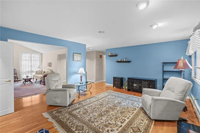 $1,195,000 | 68 Riverscape Lane, Tiverton, RI 02878