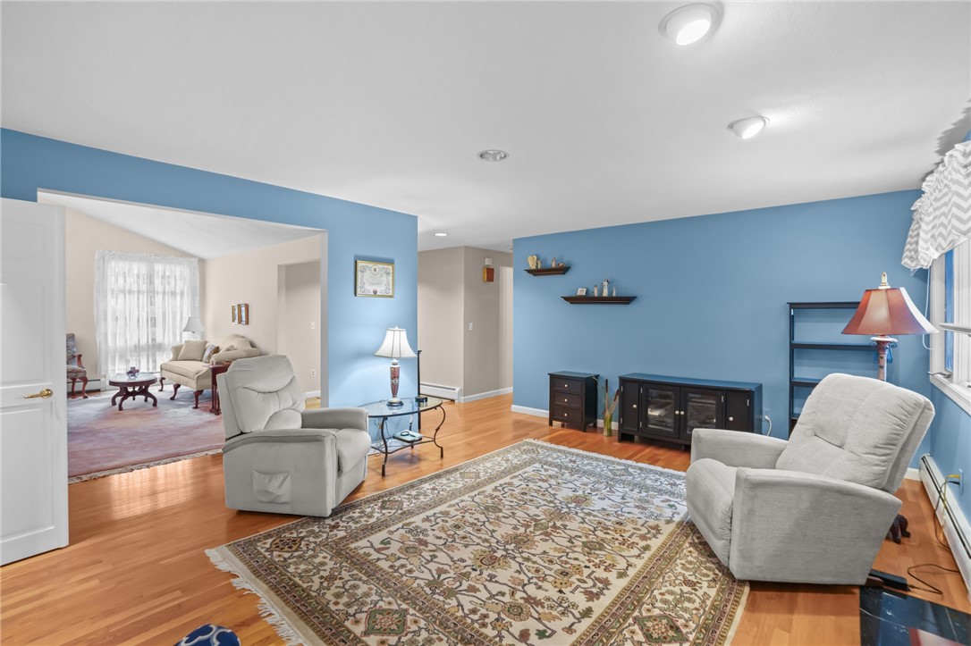 68 Riverscape Lane Tiverton, RI 02878 - Photo 9 of 50 Gallery Image 9
