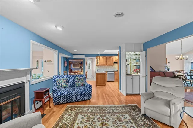 $1,195,000 | 68 Riverscape Lane, Tiverton, RI 02878