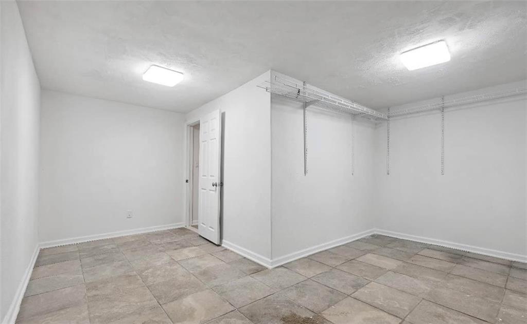 2026 Airbase Road Alexandria, LA 71303 - Photo 16 of 28 Gallery Image 16
