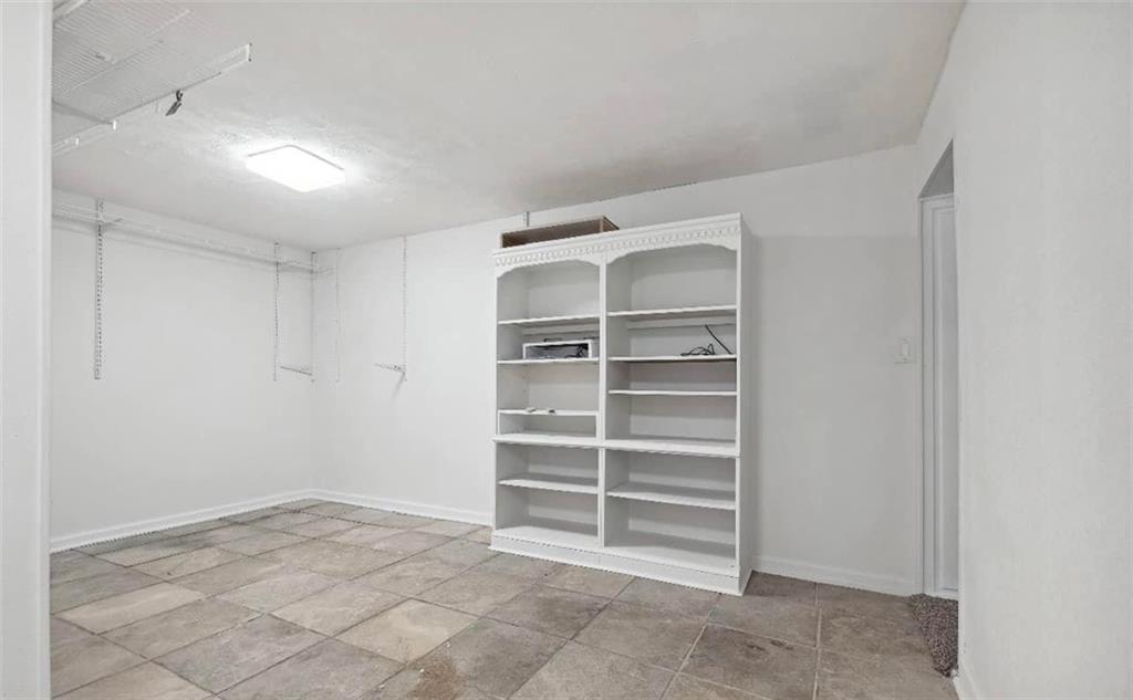 2026 Airbase Road Alexandria, LA 71303 - Photo 17 of 28 Gallery Image 17