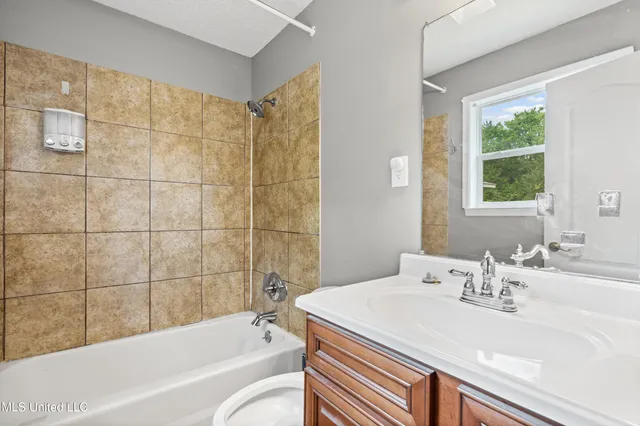 $399,000 | 1945 Pryor Road, Coldwater, MS 38618