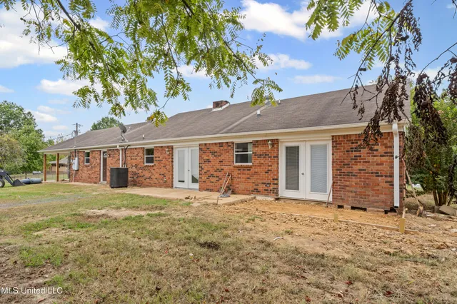 $399,000 | 1945 Pryor Road, Coldwater, MS 38618