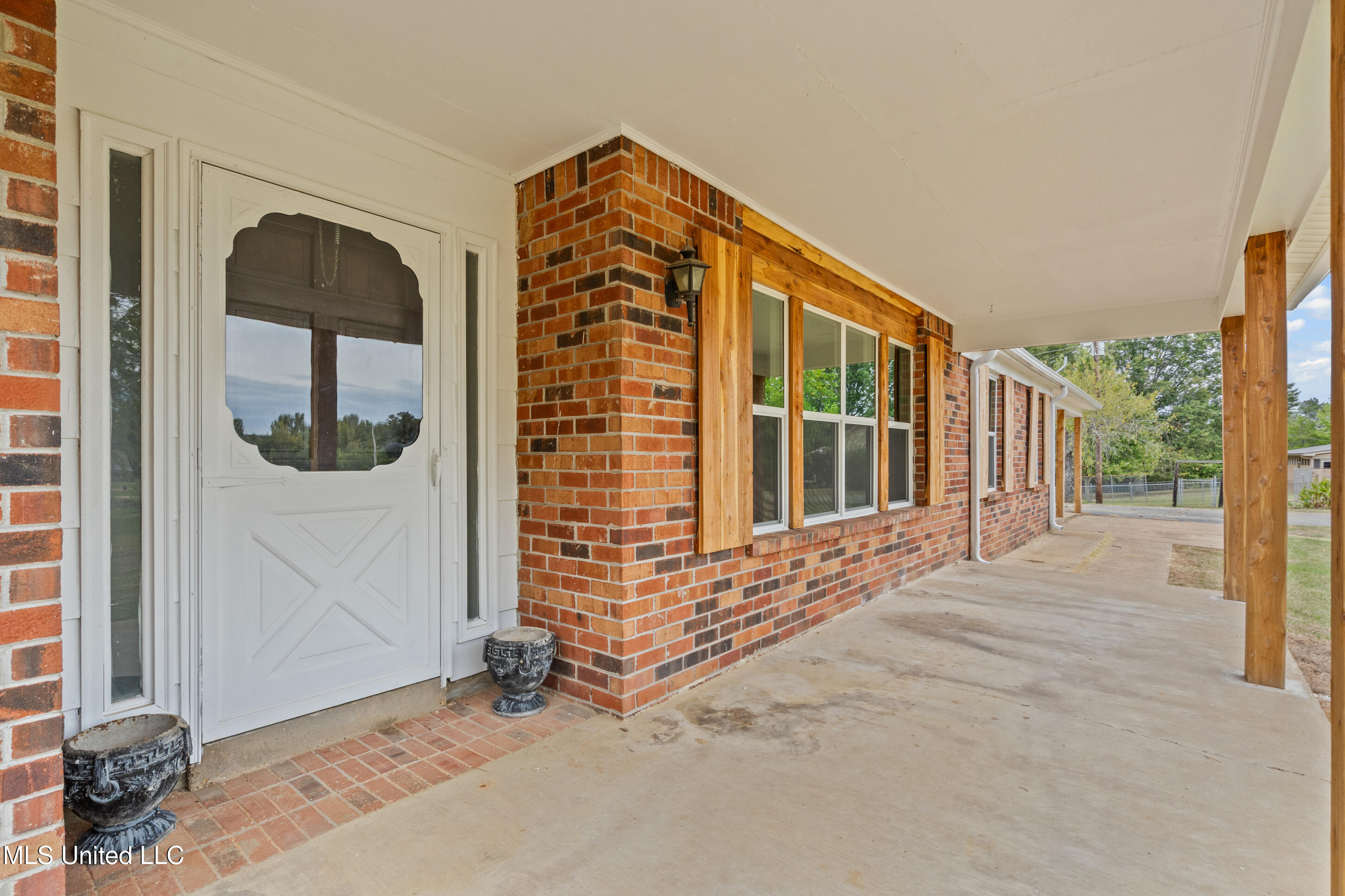 1945 Pryor Road Coldwater, MS 38618 - Photo 5 of 30 5__dsc5796