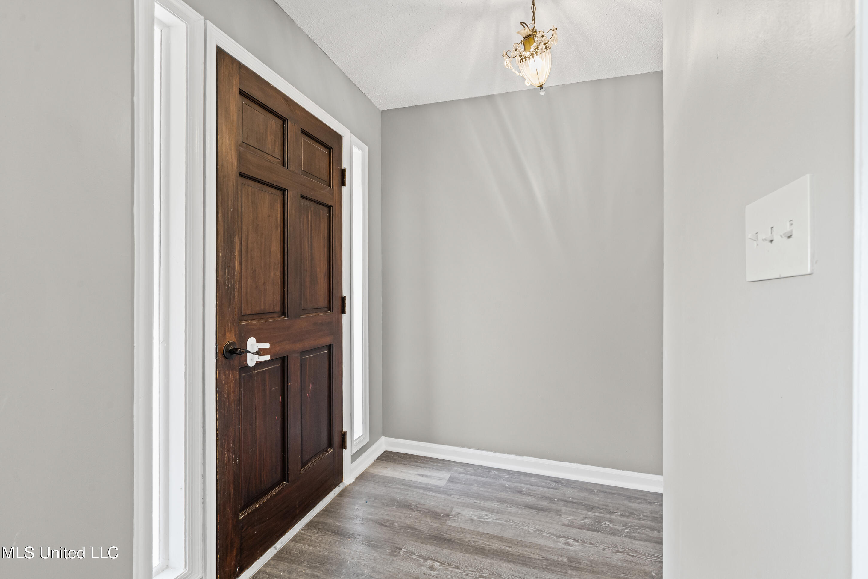 1945 Pryor Road Coldwater, MS 38618 - Photo 6 of 30 6__dsc5799