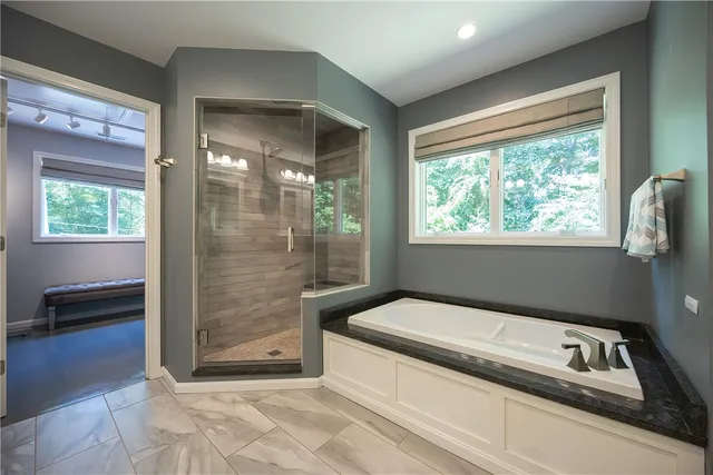 $999,999 | 420 Chestnut Street, Seekonk, MA 02771