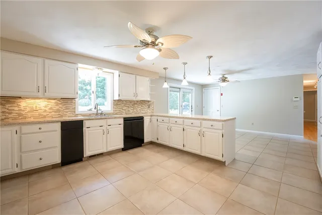 $999,999 | 420 Chestnut Street, Seekonk, MA 02771