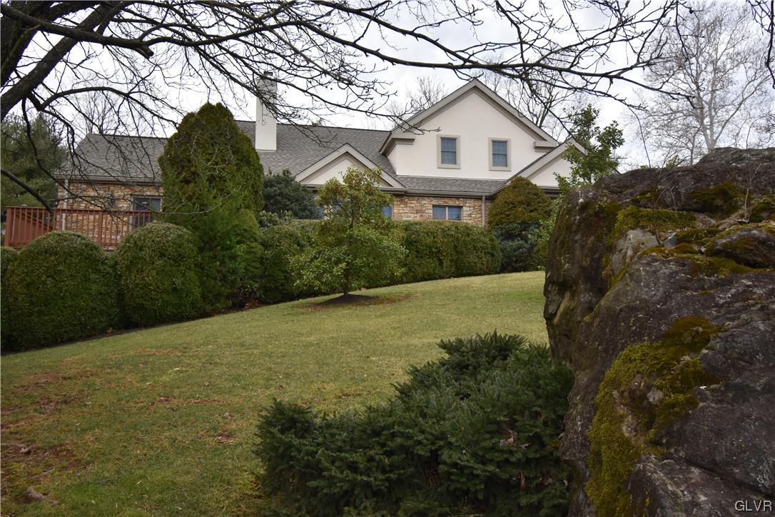 1039 Stone Stack Drive Bethlehem, PA 18015 - Photo 7 of 35 a view of a house with a yard