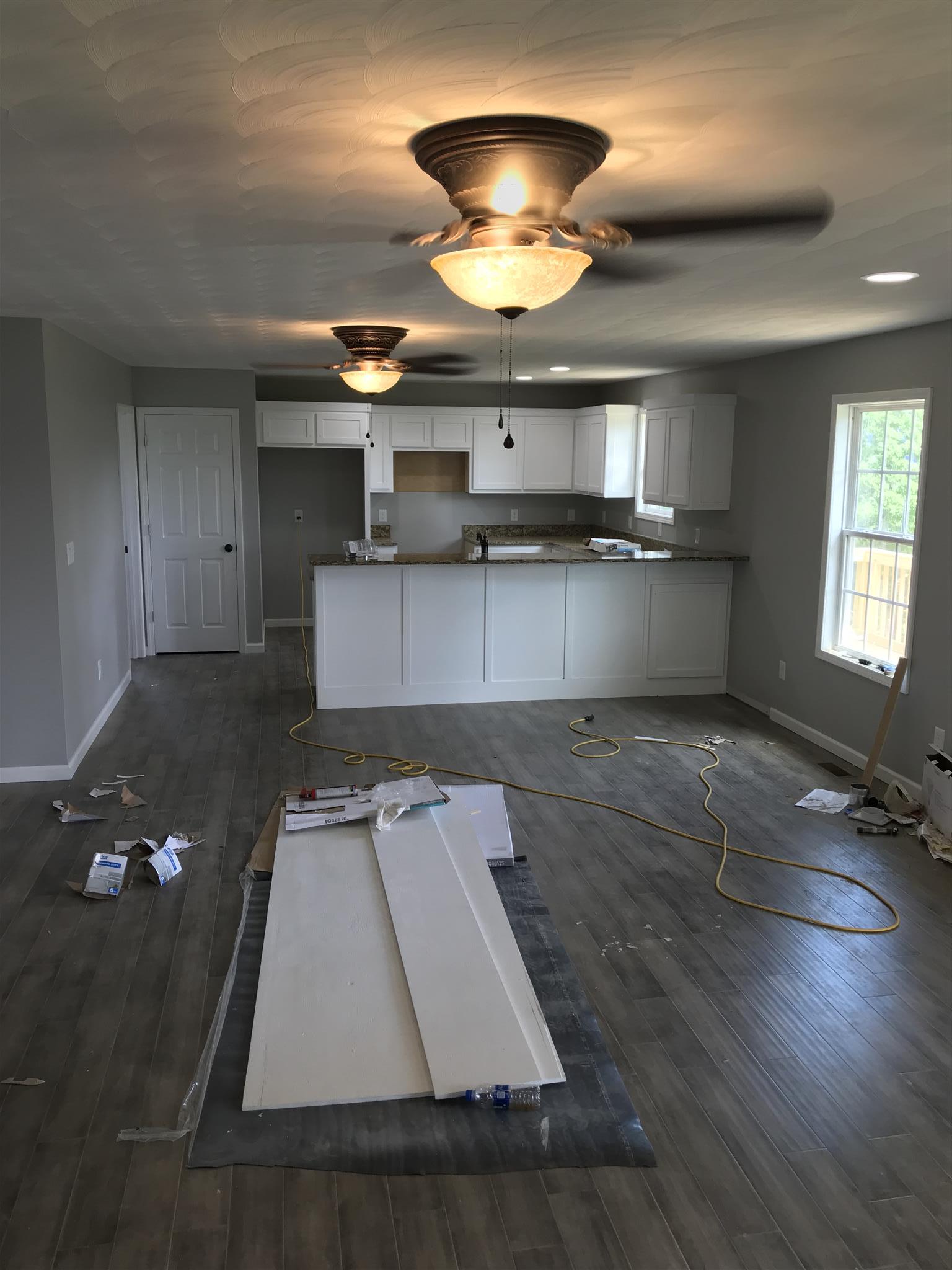 127 Highpoint Road Erin, TN 37061 - Photo 7 of 18 Gallery Image 7