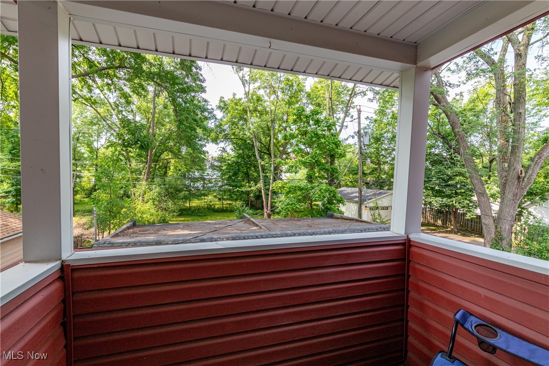 3228 East Fairfax Road Cleveland, OH 44118 - Photo 47 of 49 View of unfurnished sunroom